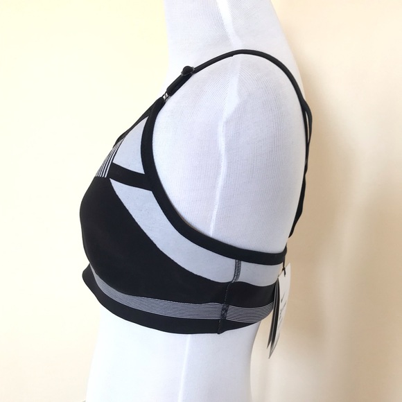 NWT Nike Flyknit Indy Tech Pack Women’s Sport Bra - Picture 7 of 7